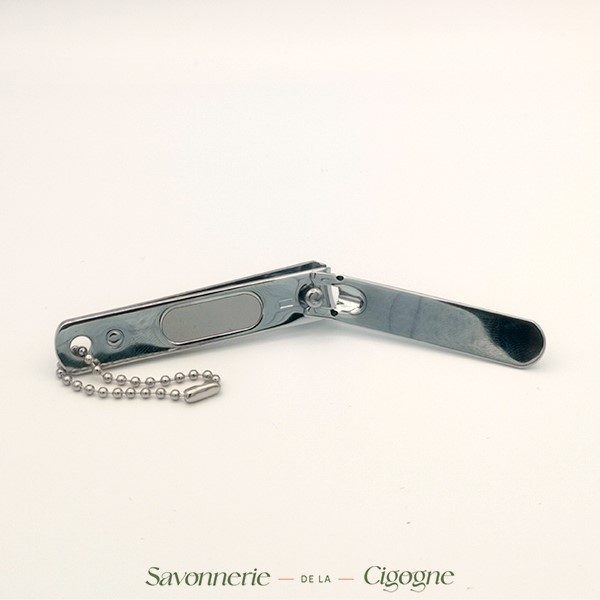 Coupe-Ongle-Ouvert
